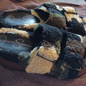 Jessica Simpson camouflage sandals